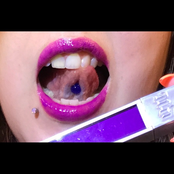 Meet your Posher, Elizabeth - Picture 1 of 1